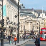 London,,Uk,-,October,4,,2015:,Piccadilly,Street,With,Lot it services in london